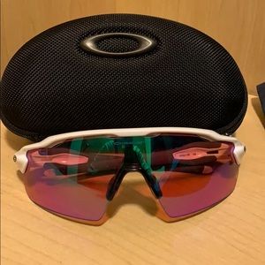 Oakley Polished White Prizm Gold Radar EV Pitch